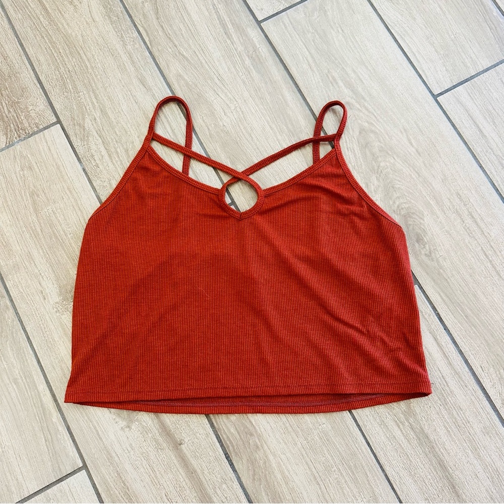 Cropped tank